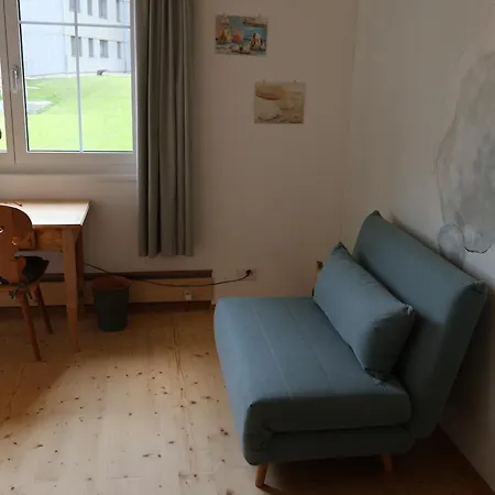 Chesa Clavazzin Nocleg ze śniadaniem